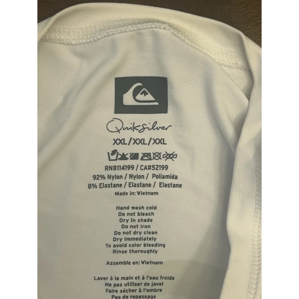 Quicksilver Men's Moisture-Wicking Shirt Size 2XL White Surfing Shirt Graphic T - Picture 6 of 6